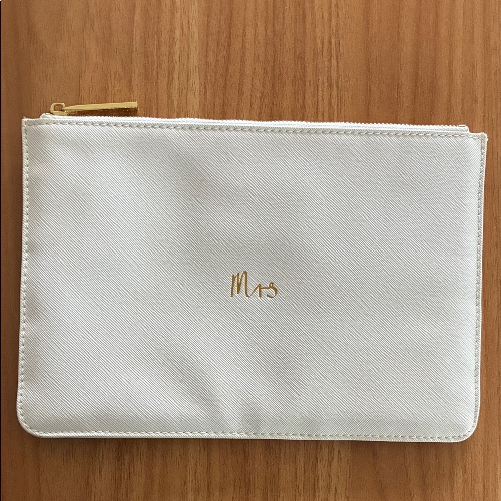 Elegant White 'Mrs' Zip Clutch with Gold Script